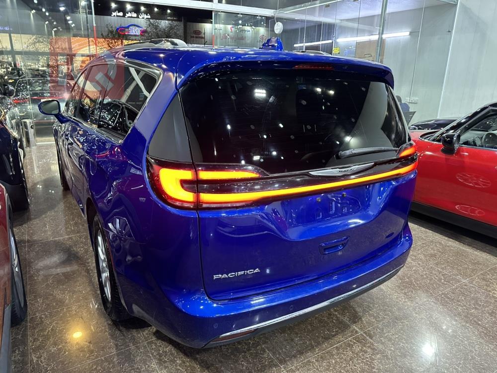 Chrysler Pacifica
